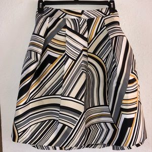 Lane Bryant Geometric Flare Skirt sz 18